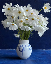 Load image into Gallery viewer, English porcelain tulip vase