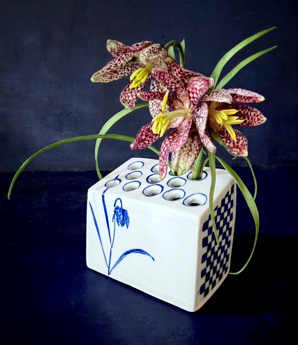 English porcelain brick fritillaria meleagris flower brick vase