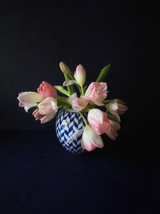 Round English porcelain herringbone vase