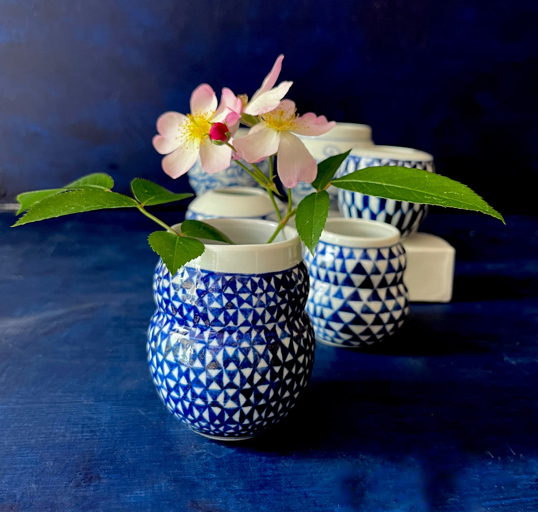 Tiny triangle vase #2