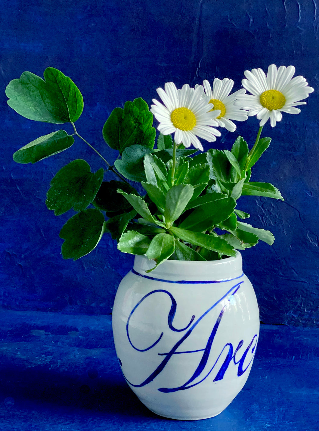 Arcadia vase in fine English porcelain