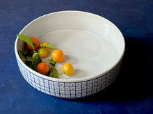 Load image into Gallery viewer, Fine English grid bowl
