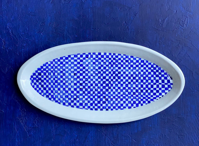 Porcelain oval check platter