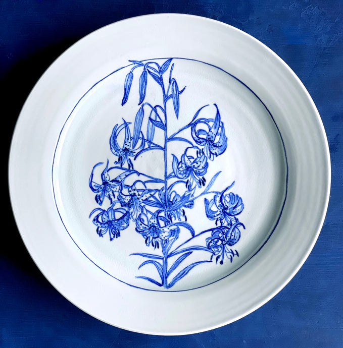 Fine English porcelain martagon lily platter
