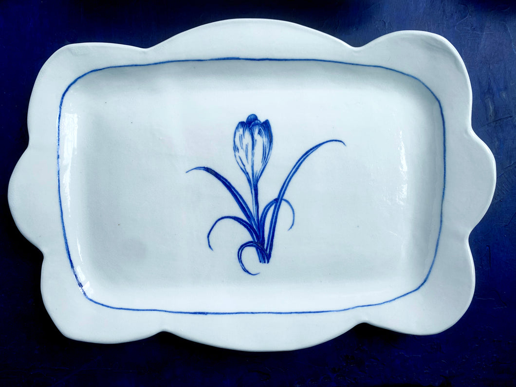 English porcelain scalloped rectangle crocus platter