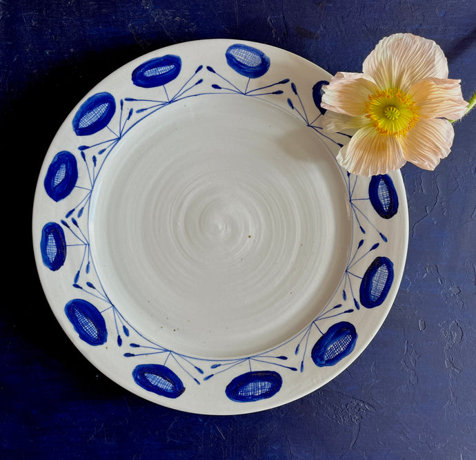 Porcelain poppy round platter
