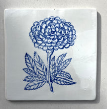 Load image into Gallery viewer, Porcelain zinnia tile