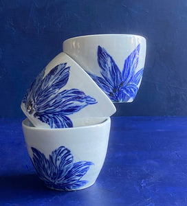 Fine English porcelain tumbler 3
