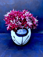 Load image into Gallery viewer, Poppy vase in fine English porcelain