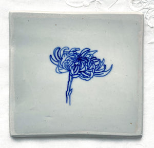 Porcelain chrysanthemum tile