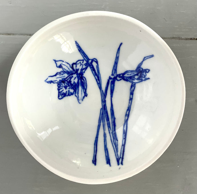 Banchan narcissus dish, fine English porcelain