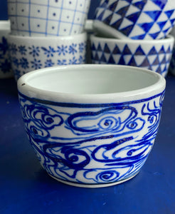 Fine English Porcelain swirly wave soba choko cup