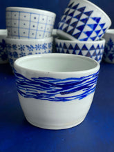 Load image into Gallery viewer, Fine English Porcelain wave band soba choko cup