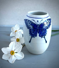 Load image into Gallery viewer, English porcelain butterfly #6 vase