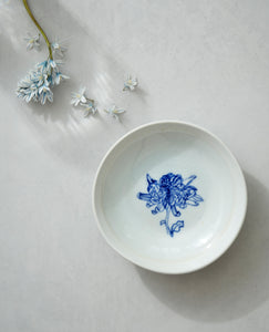 Banchan chrysanthemum 3 dish, fine English porcelain