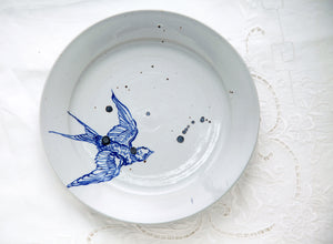 Bird dinner plate (left)