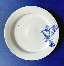 Load image into Gallery viewer, Bird dinner plate, right