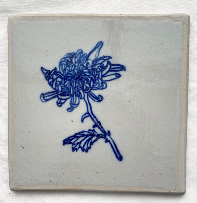 Porcelain chrysanthemum tile