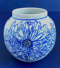 Load image into Gallery viewer, Small English porcelain chrysanthemum vase