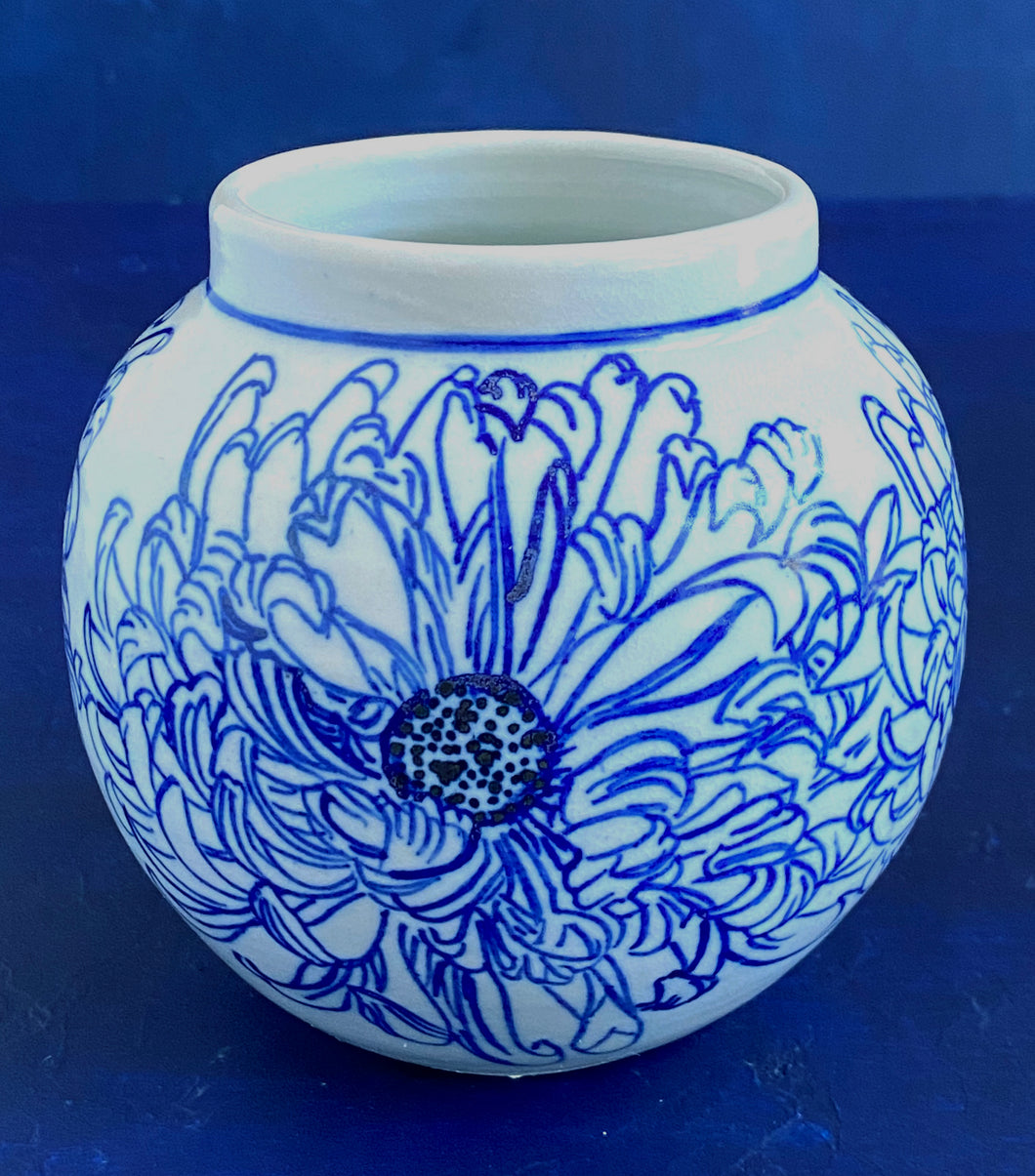 Small English porcelain chrysanthemum vase